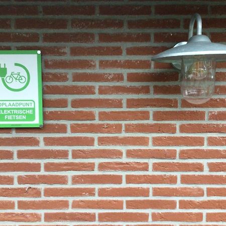 B&B De Veluwe Hoeve Ербек Екстериор снимка