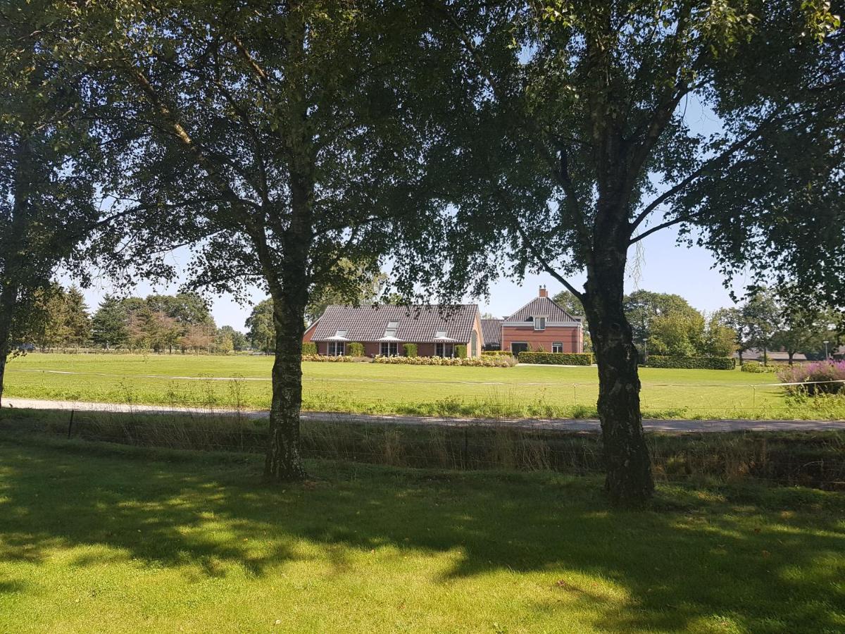 B&B De Veluwe Hoeve Ербек Екстериор снимка